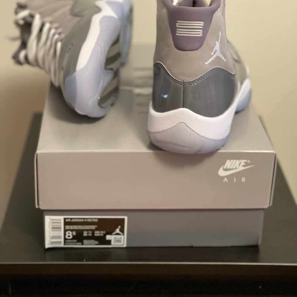 Nike Air Jordan 11 Cool Grey Size 8.5 - Picture 6 of 6
